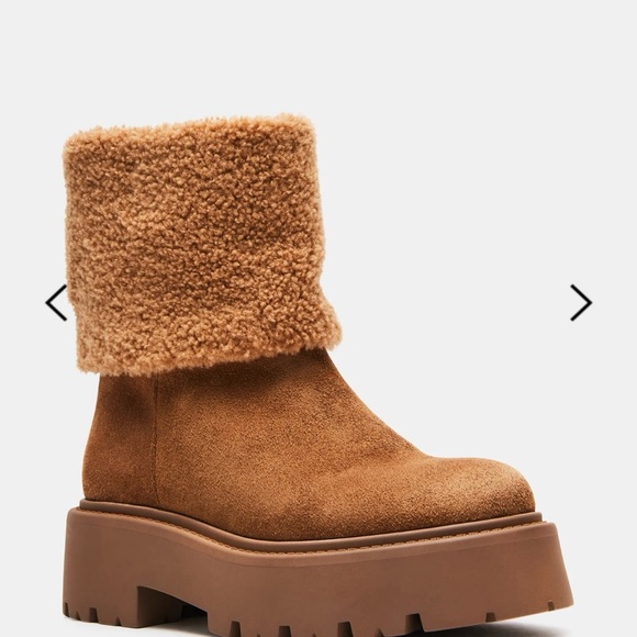 Steve Madden Shoes - Steve Madden BRAND NEW BLIZZARD TAN SUEDE BOOTS